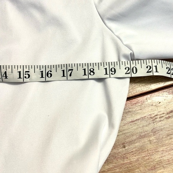 Brooke Lynn Style, White Buttoned-Bodice Top,w/Sheer Overlay Skirt, EUC,Size L - Picture 6 of 9